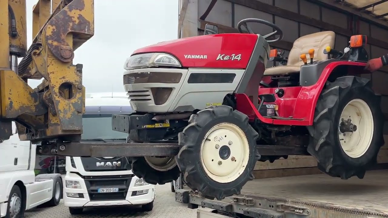Нова поставка японських тракторів на майданчик у Вінницю 04.10.25 | Totus Traktor