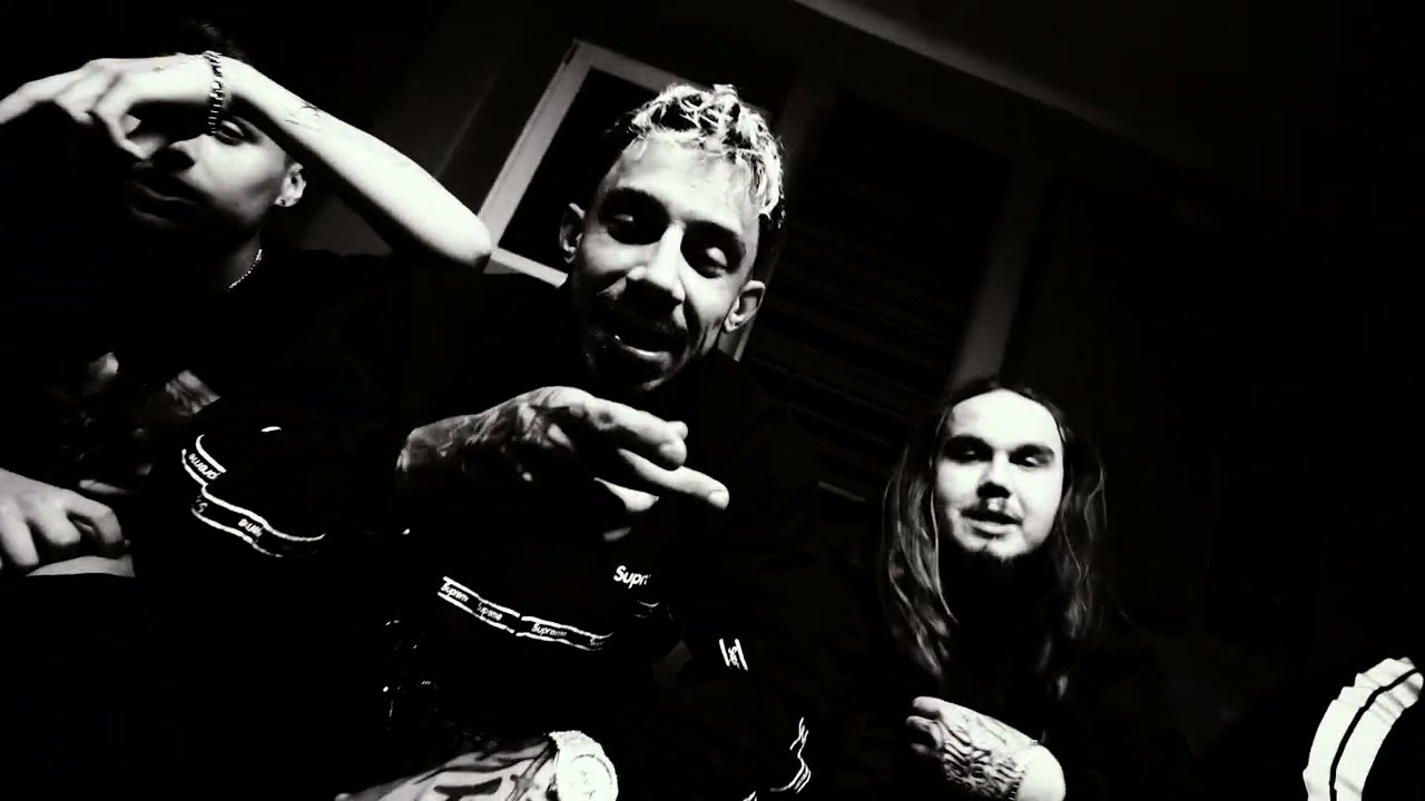 NOWACZKIEWICZ X GRYZZLY - Cały Blok (prod.blarez) [Official Music Video]