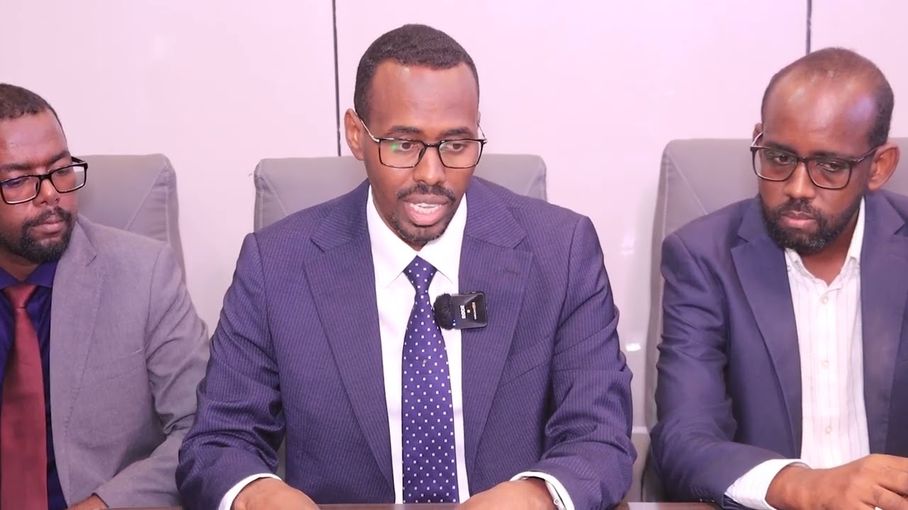 Maareeye Kuxigeenka Dakadda Muqdisho Cali Xaaji ayaa Faahfaahin Ka bixiyay Howlaha shaqo ee Dekada.