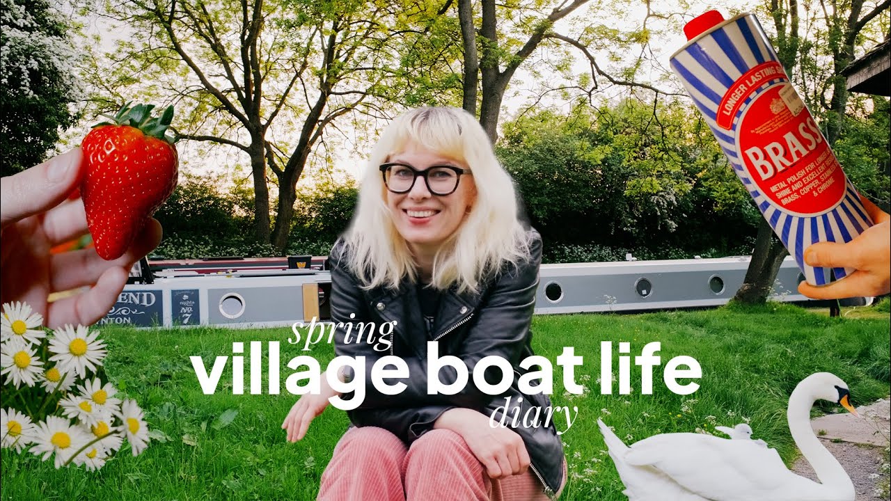 Narrowboat living in the heart of the waterways