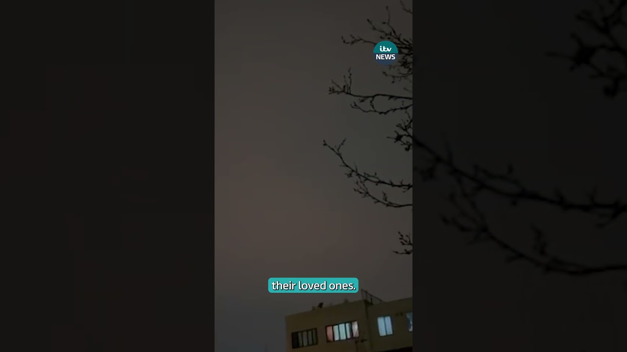 В течение более 10 дней иранский кинорежиссер отправлял телеканалу ITV News и @Zandland видеороли...