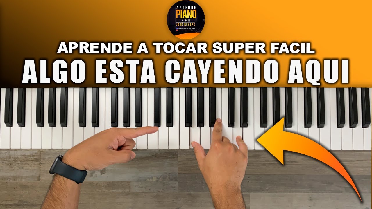 Algo est&aacute; cayendo aqu&iacute; | s&uacute;per f&aacute;cil en 🎹
