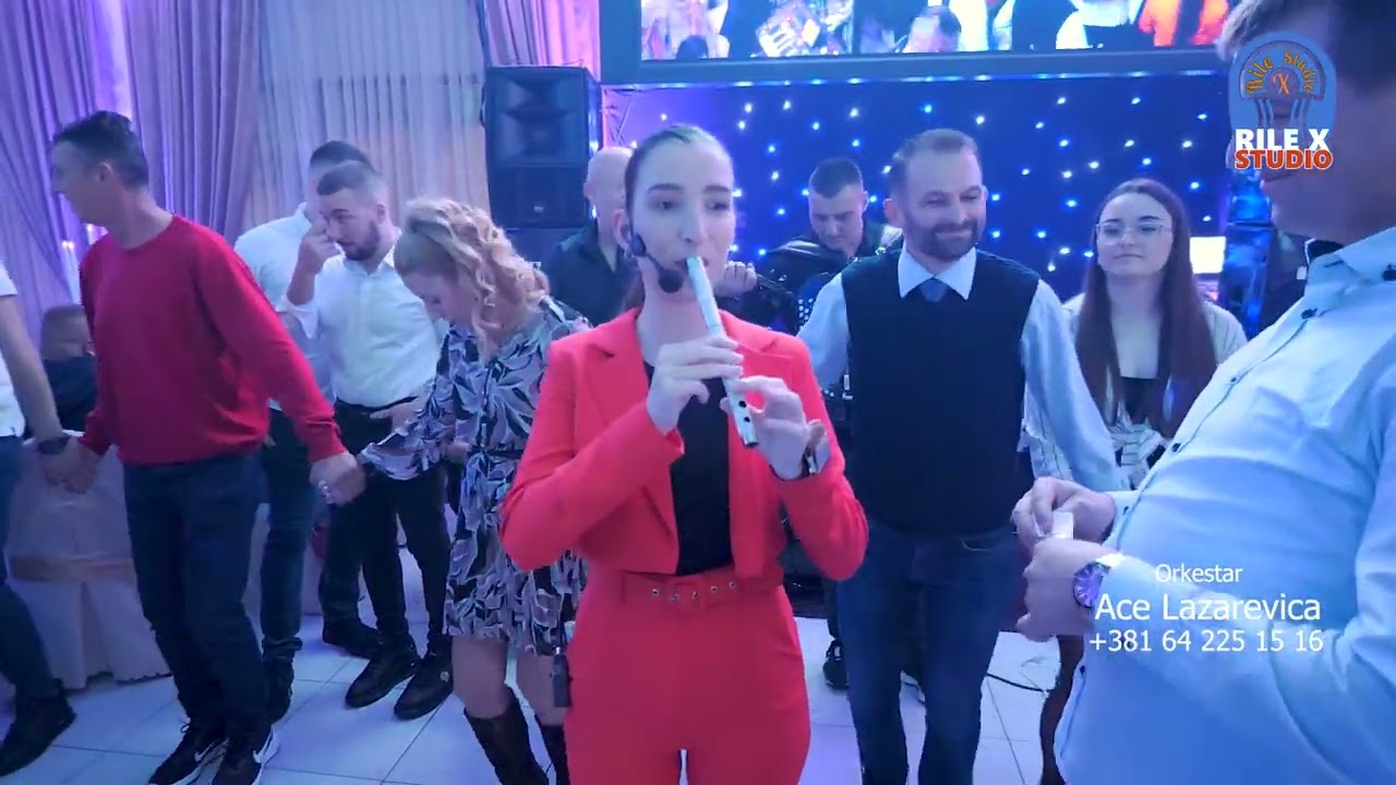 LEPA SRPSKA FRULASICA I ORKESTAR ACE LAZAREVICA SPLET NARODNIH KOLA NA FRULI SAN MARINO MIONICA