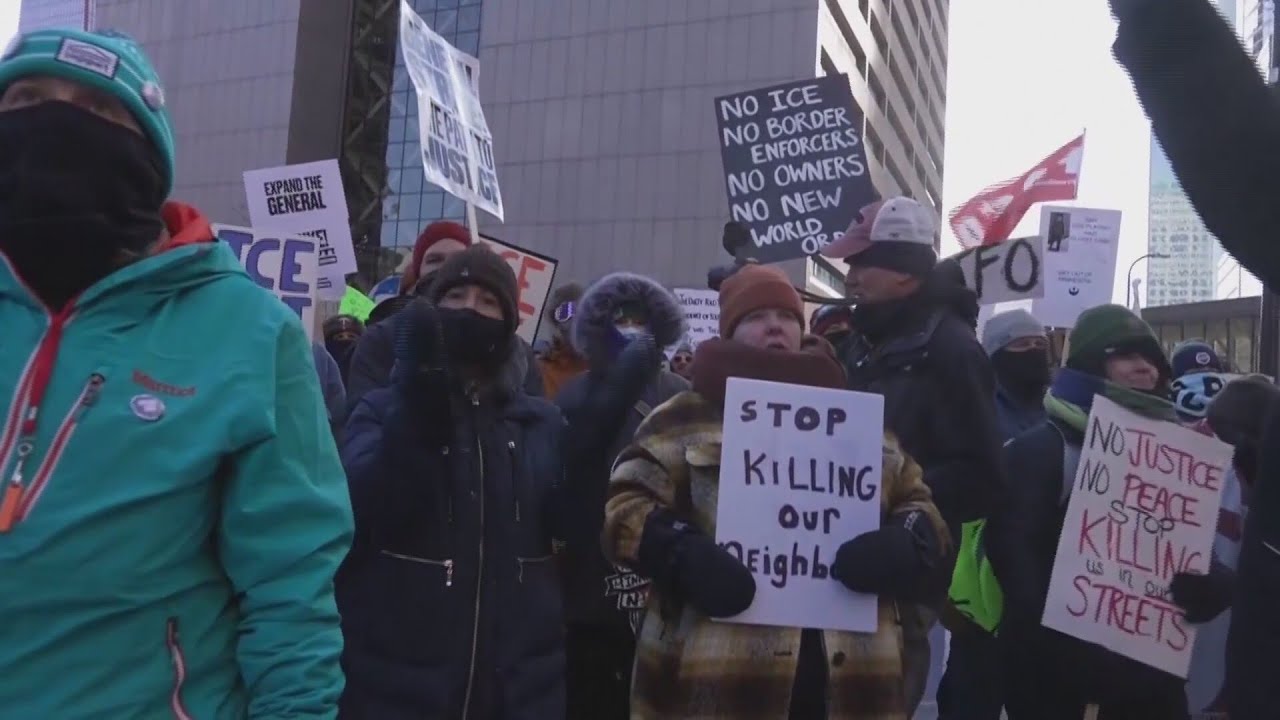Chicagoans support national shutdown to protest ICE funding
