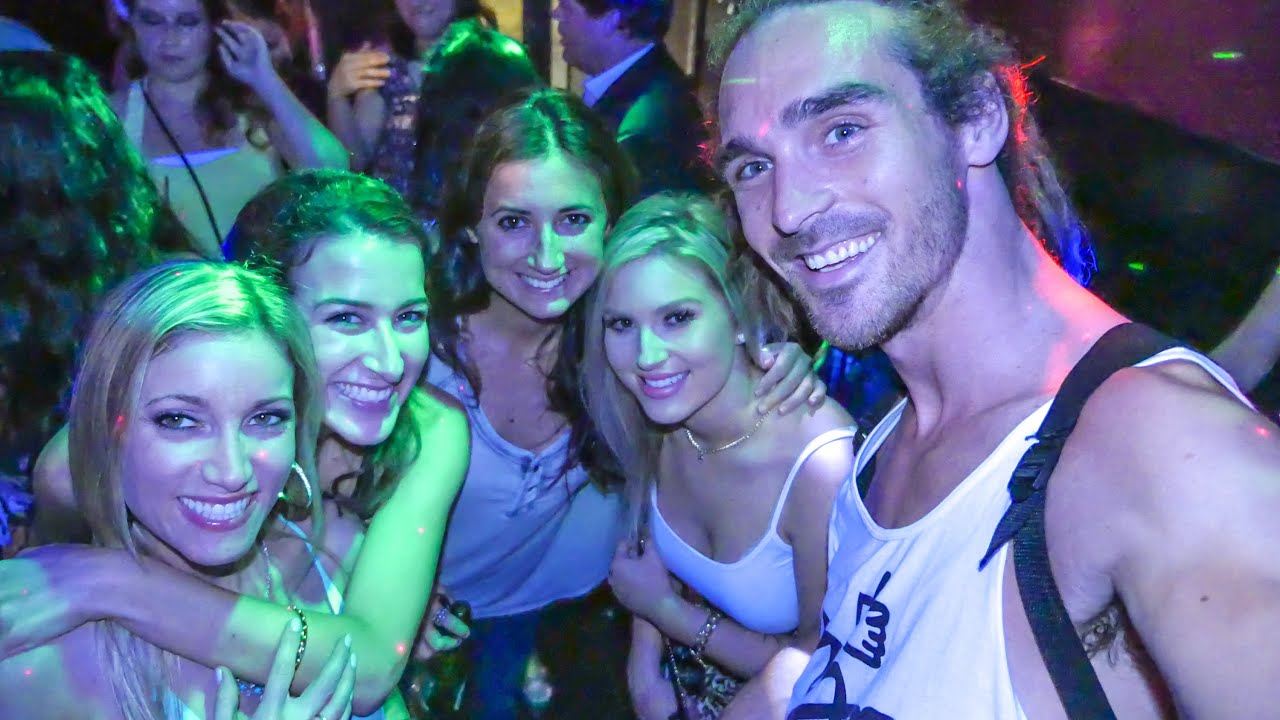 THE YOUTUBE LADIES