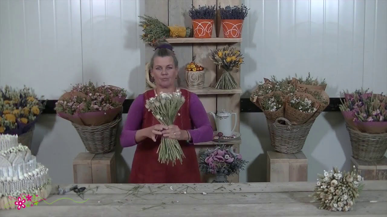 DIY Dried Flower Box white