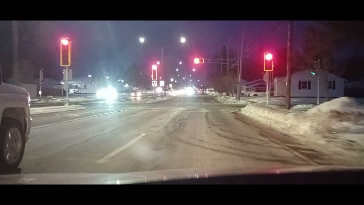 Taxi drive bridge Street to fast fuel in 2010 Chevrolet Equinox Lt 