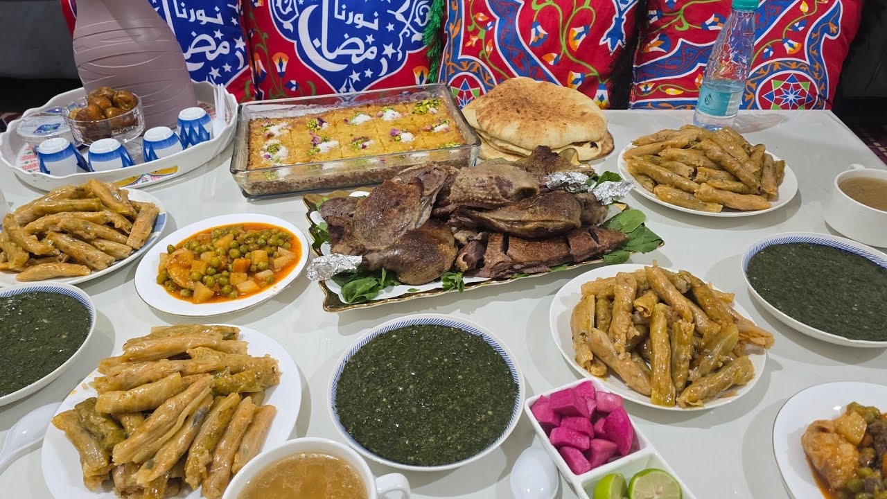 فطورنا اليوم مصرى #محشى_وبط_وملوخيه_وبسبوسه👌🇪🇬🇪🇬