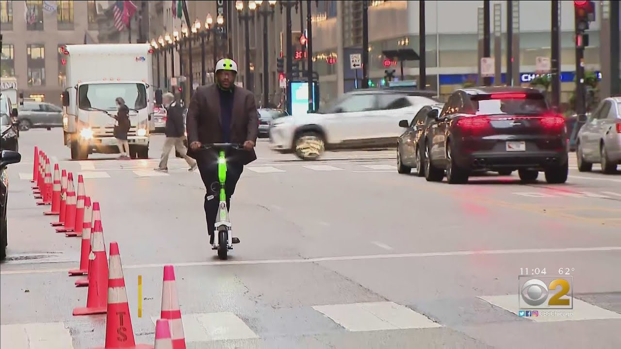 5 Alderman Pushing For The Return Of E-Scooters In Chicago
