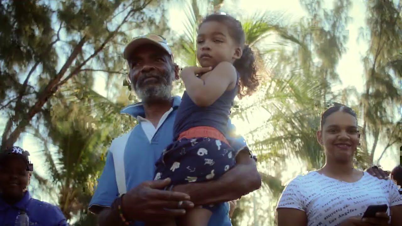 Black T - Pli Ba