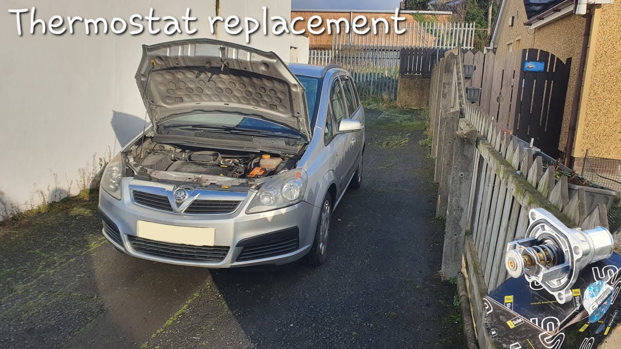 Замена термостата Vauxhall Zafira (B)