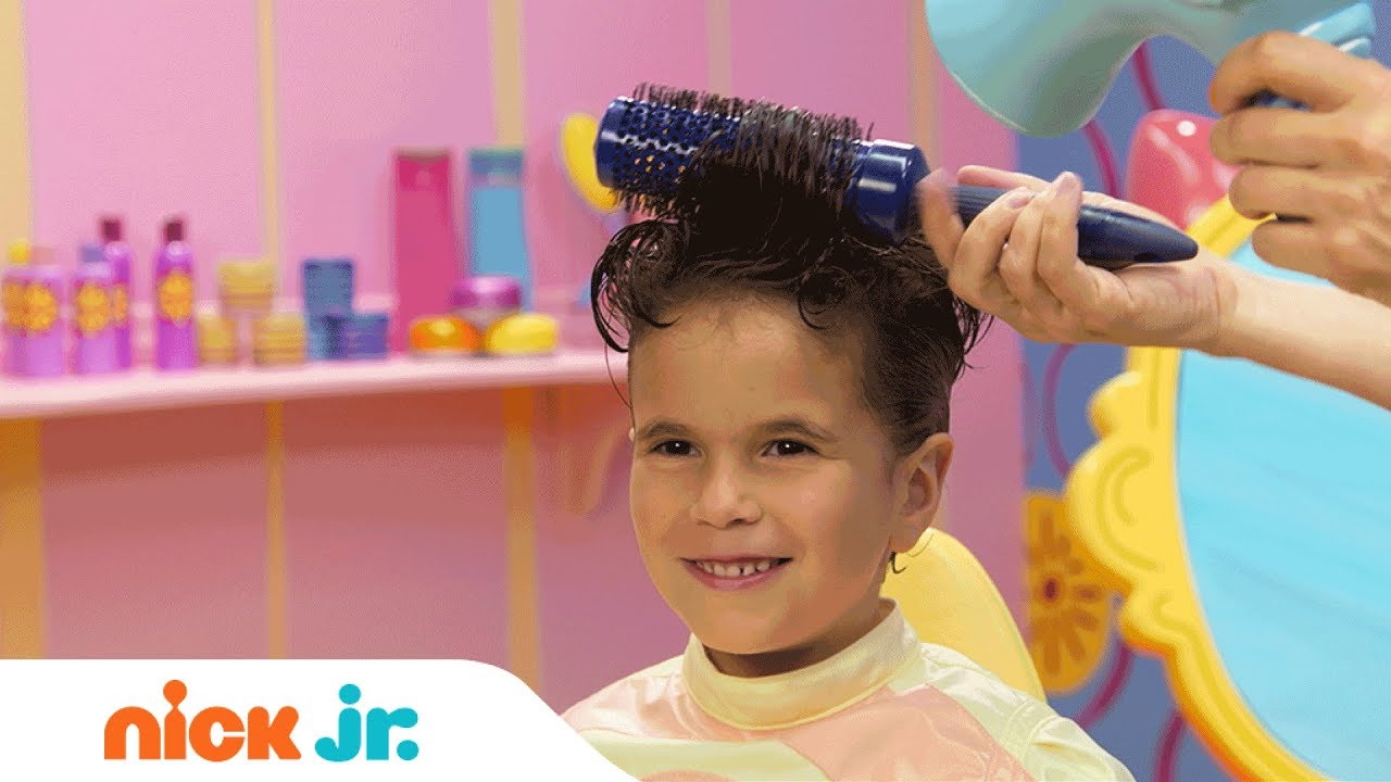How to Make a Pompadour Hairstyle 🕶️ Style Files Hair Tutorial | Sunny Day&rsquo;s Style Files | Nick Jr.