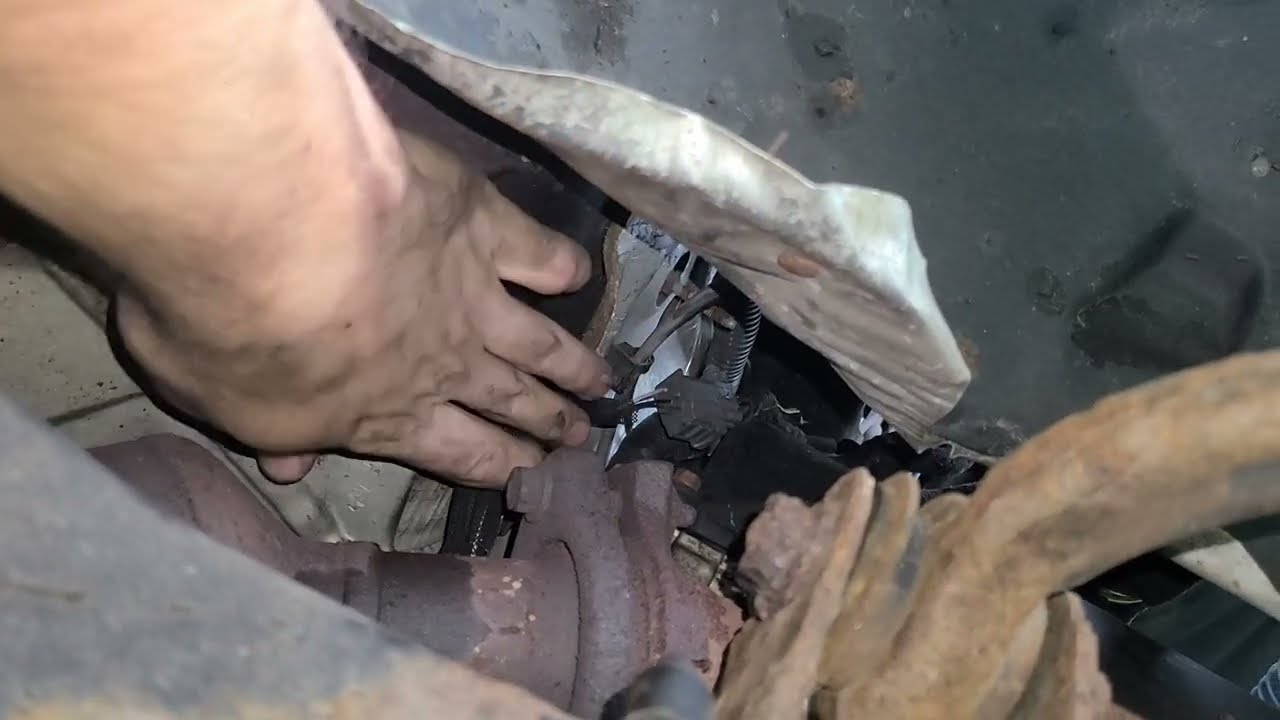 2005 Dodge Dakota 4.7L, V8, O2 Sensor replacement (2/1)