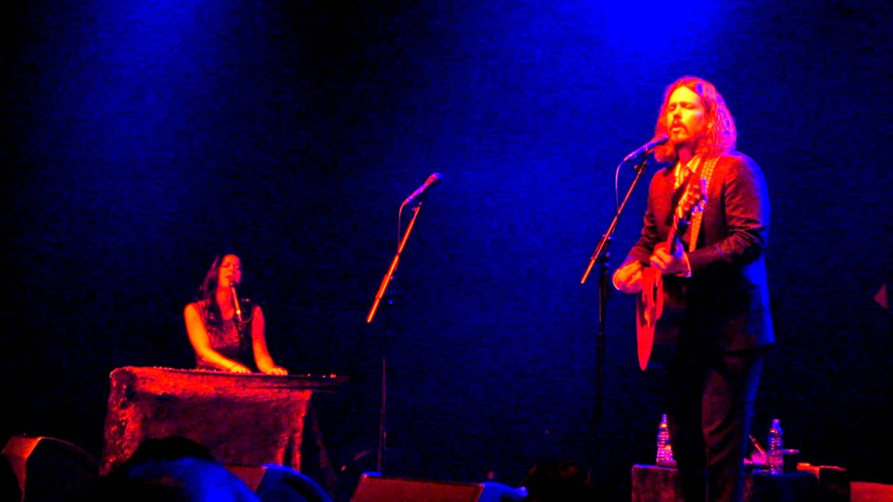 Poison & Wine - The Civil Wars @ Camden Roundhouse 06-11-2012