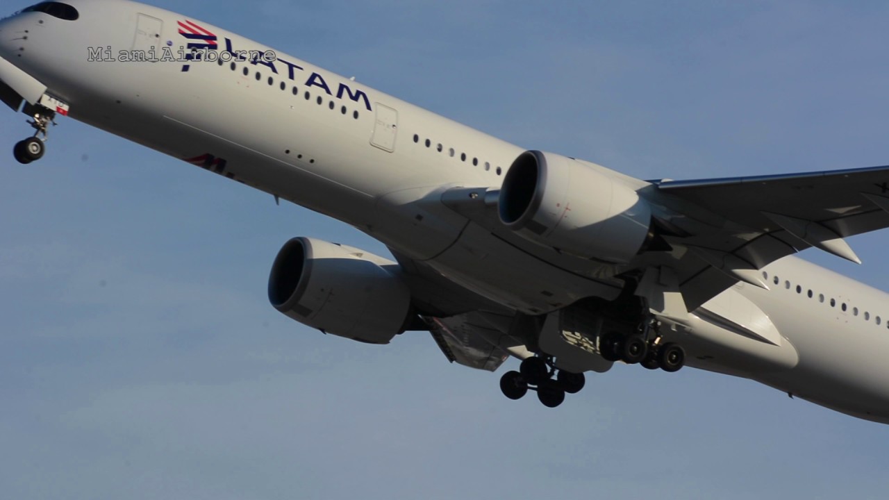 **Awesome** Latam Airlines Airbus A350 Takeoff from Miami International