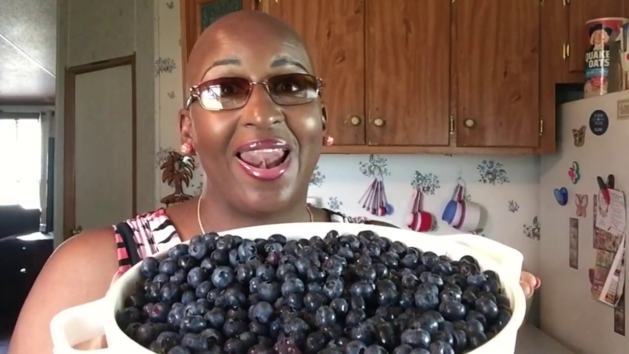 How To Candy Blueberries / Cherries