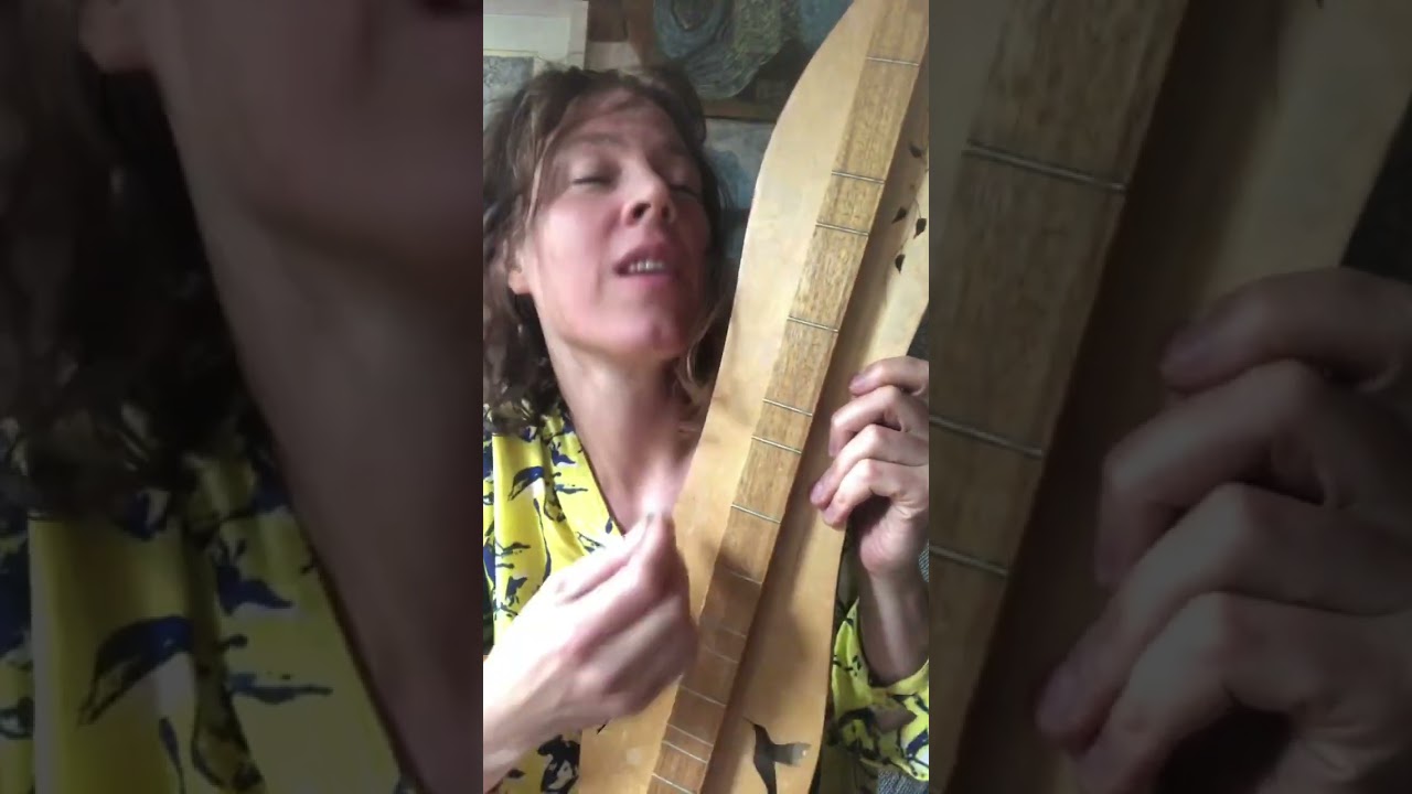 Johanna Zeul - dulcimer jam - live teaser #singersongwriter #concert #berlin #b&uuml;hne #energy #folk