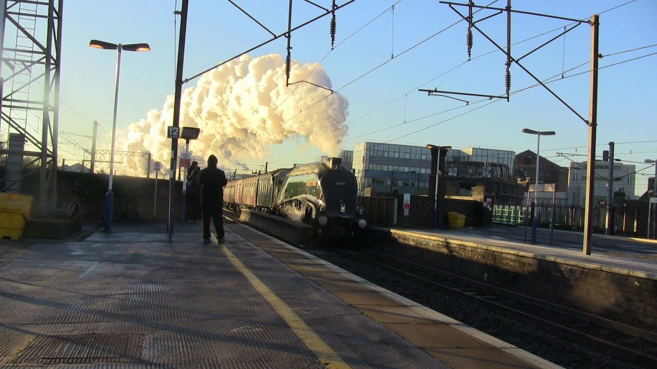 (HD) Railtours at Blackhorse Road and Finsbury Park 06/12/2014 FEATURING 44871+45407 and 60009
