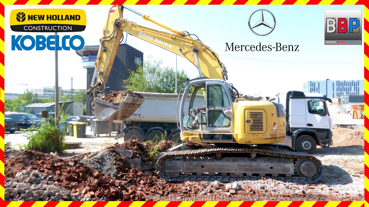 NEW HOLLAND KOBELCO E 235 SR & Mercedes Sattelkipper, Waiblingen, 2024. #newholland #mercedestrucks