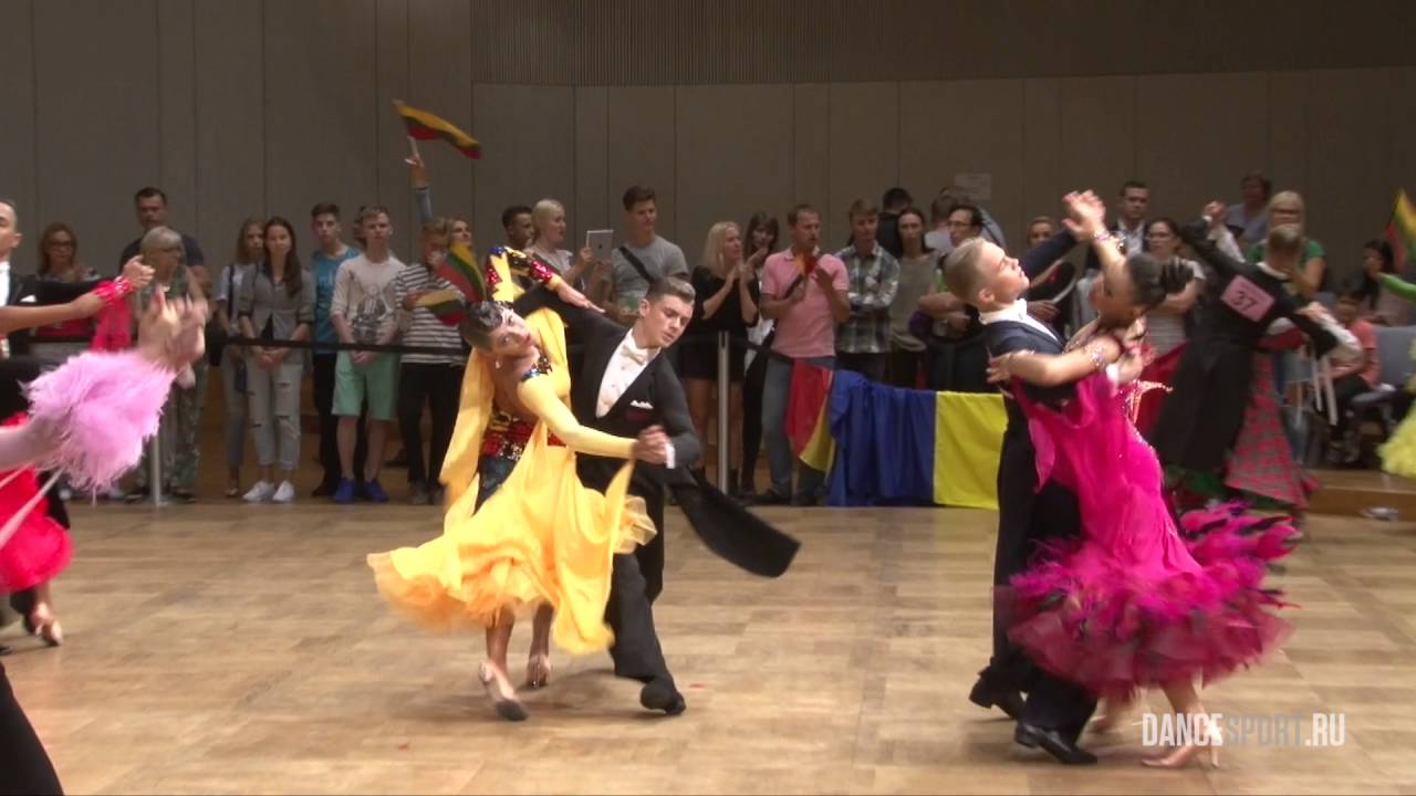 Gradea Laviniu-Ionut - Bujor Alexandra-Cristina, ROU, 1/2 English Waltz