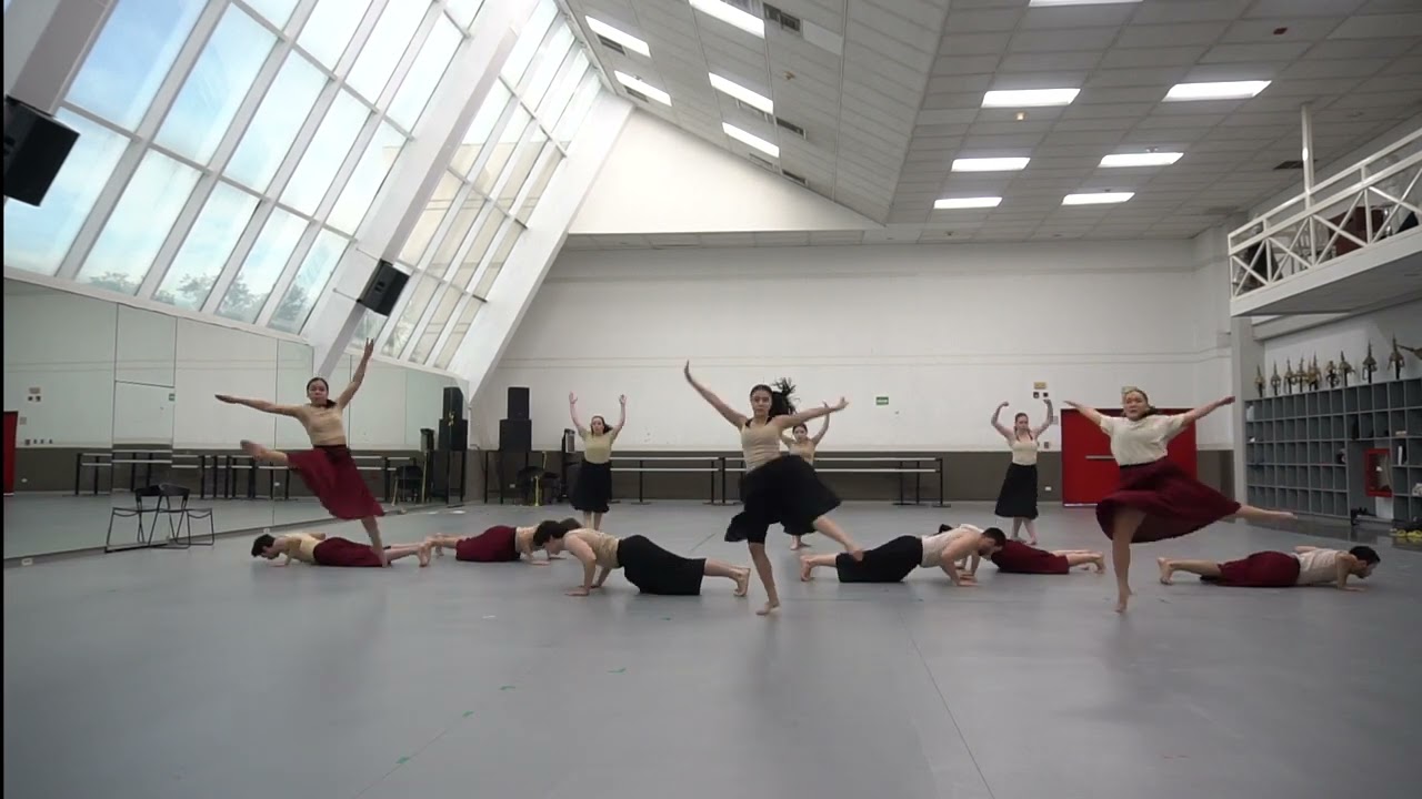 COMUNIDAD DE NÓMADAS - CAMPUS MTY - DANZA MODERNA
