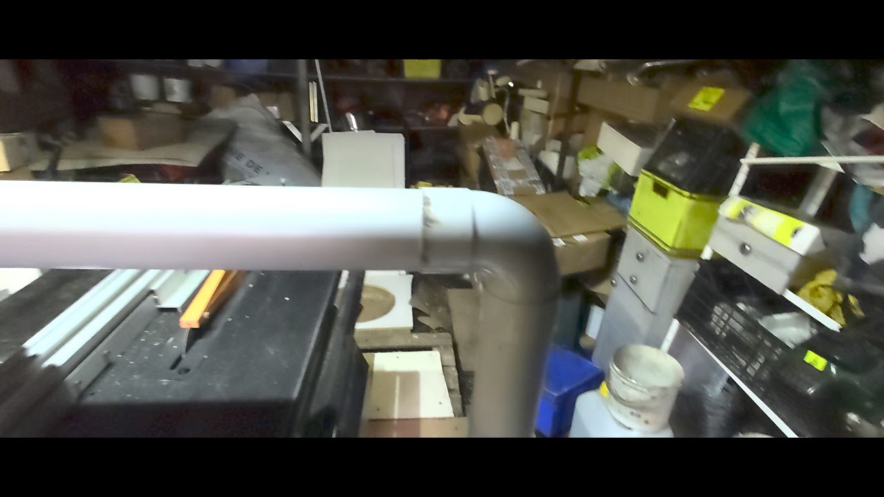 aspirateur à copeaux réalisé avec un souffleur-broyeur de feuilles