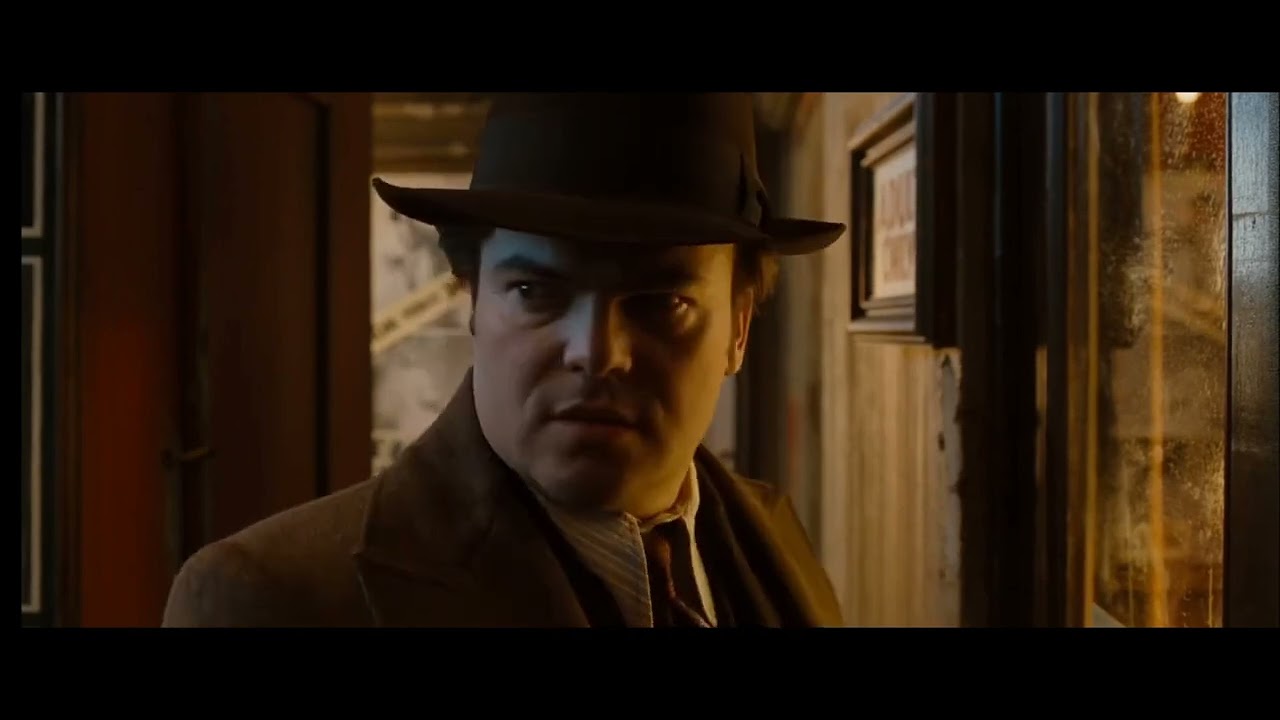 King Kong - Carl sees Anne for first time. (2005)