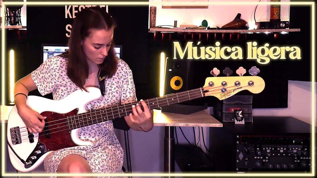M&uacute;sica ligera - Ana Mena bass cover [by Lia]