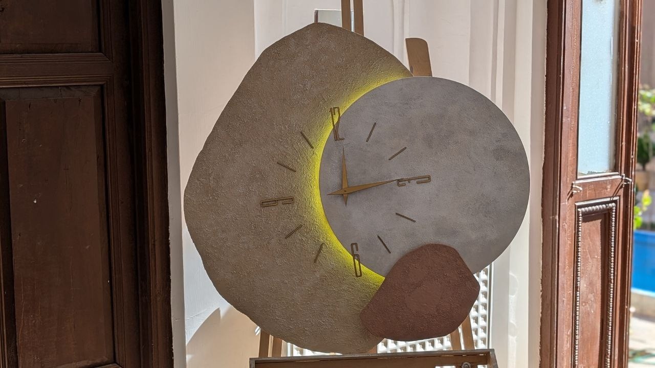 How to Make a Textured MDF Wall Clock with Acrylic Paint & LED Backlight