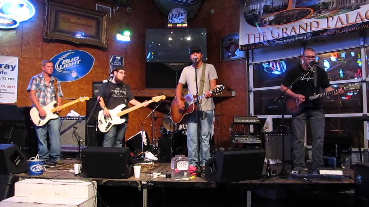 Justin Fulcher & The Burdens - 