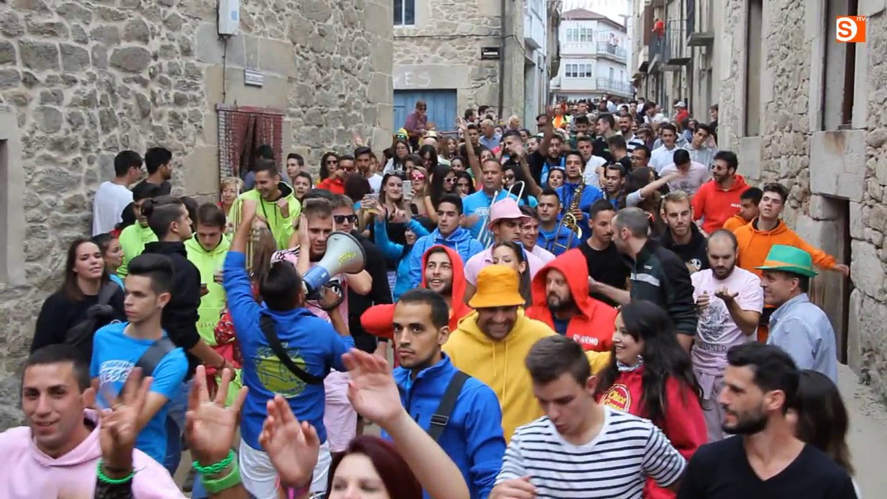 Ambiente del segundo encierro de Aldeadávila