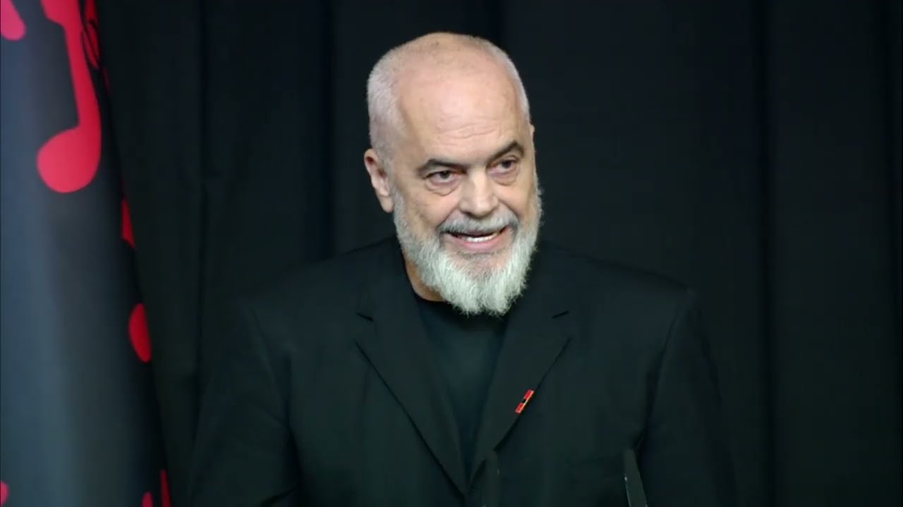 “S’të them lamtumirë,mos vdeksh kurrë Fatos Nano!”/Rama: Do mbetet në rreshtat e nderit të historisë