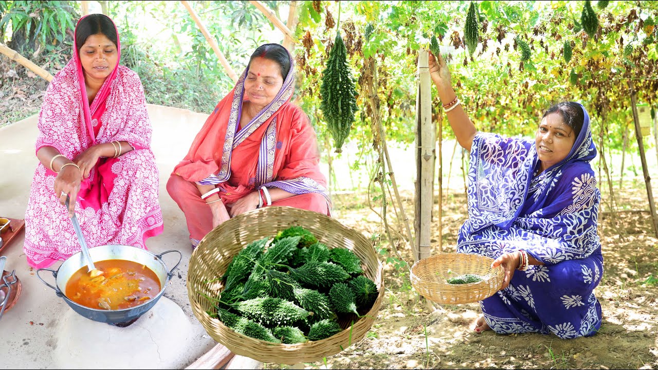 নিজের হাতে করলা তুলে বোনের হাতের দুটি চমৎকার রান্না আপনাদের সাথে শেয়ার করলাম /Bitter gourd recipe
