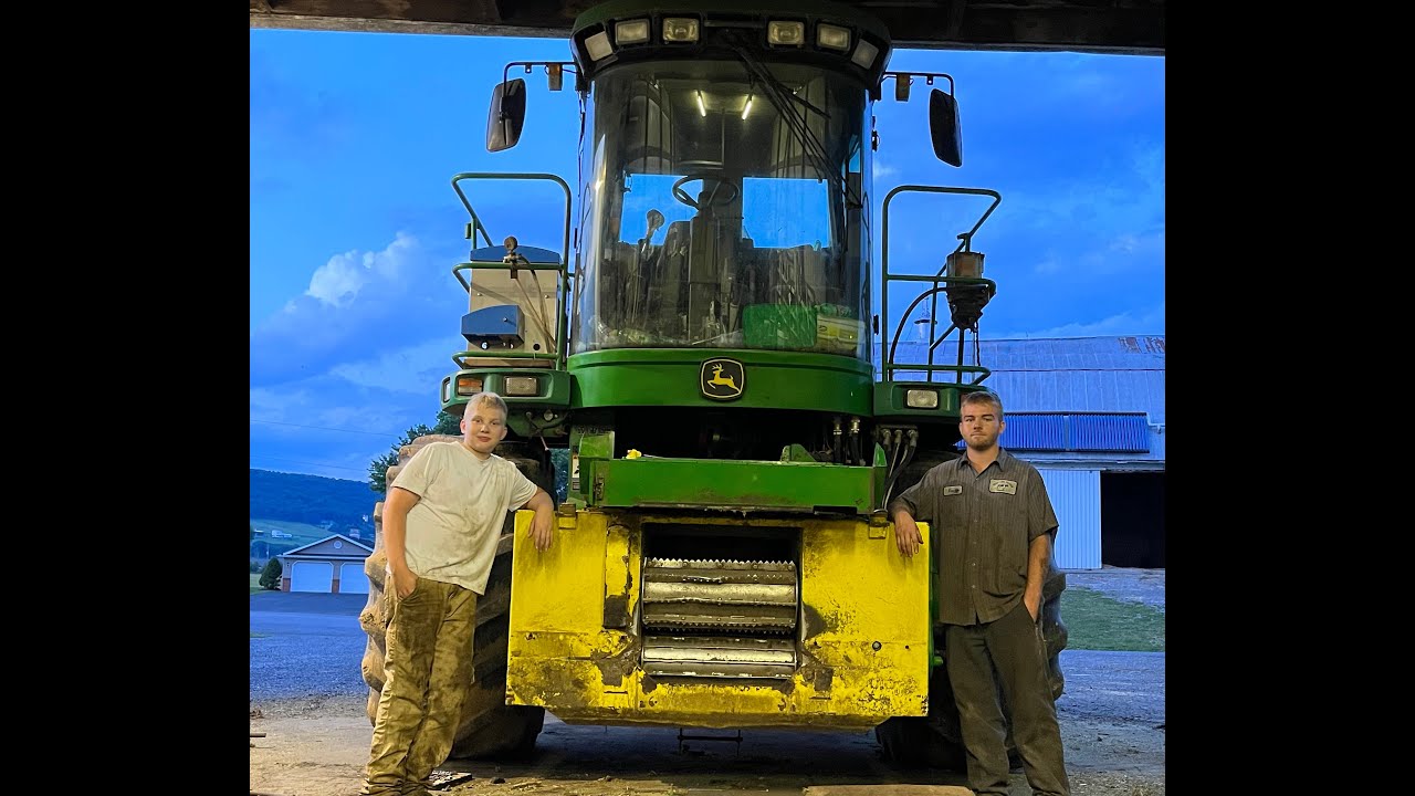 Servicing the Forage Harvester