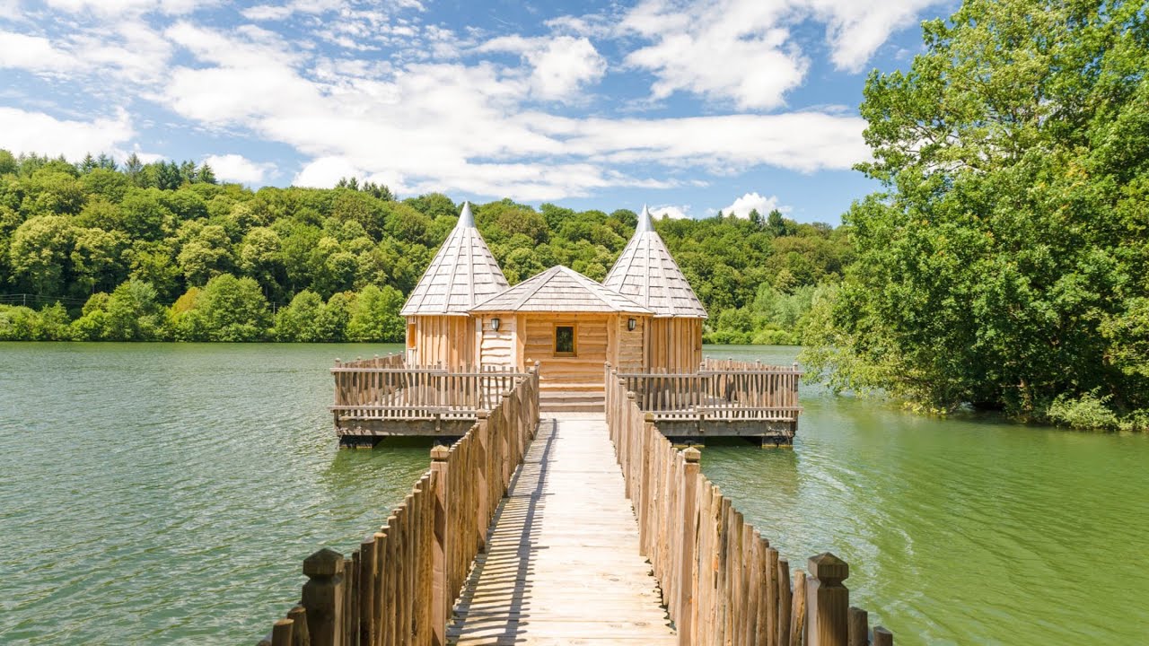 La Cabane SPA Château - Movie
