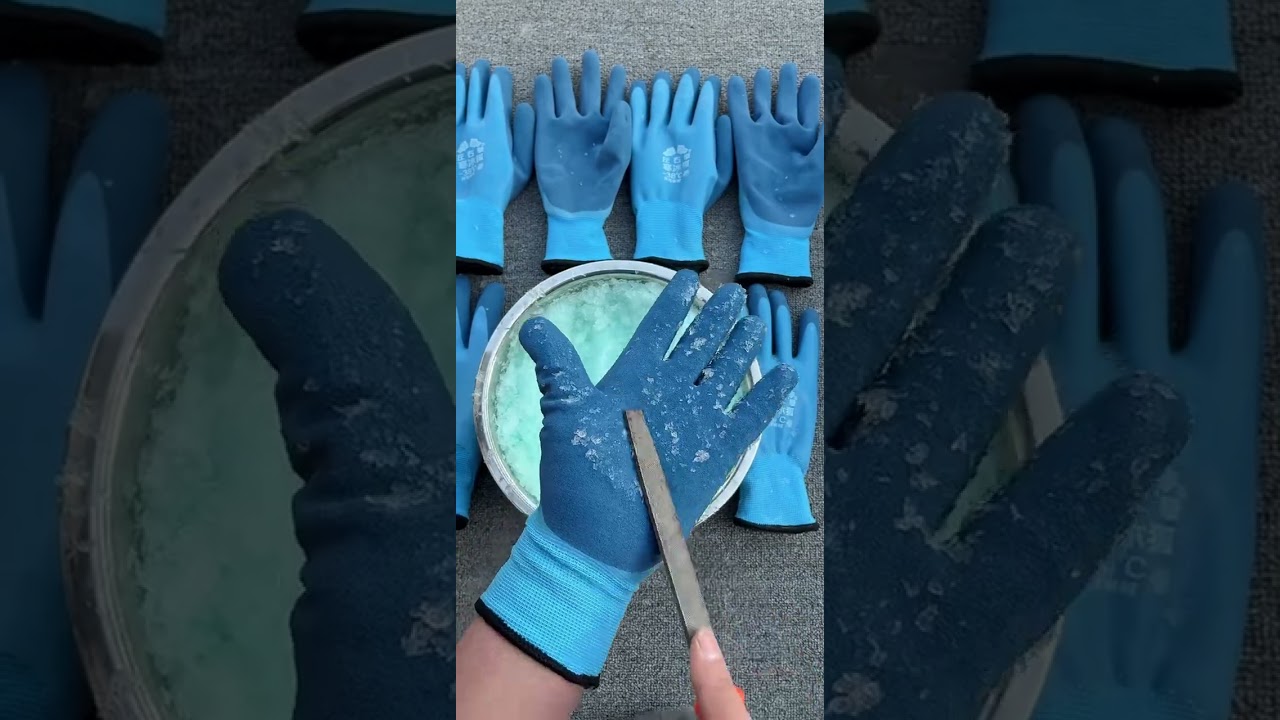 Winter Thickened Warm and Waterproof Special Work Gloves for -38 Degrees Celsius 