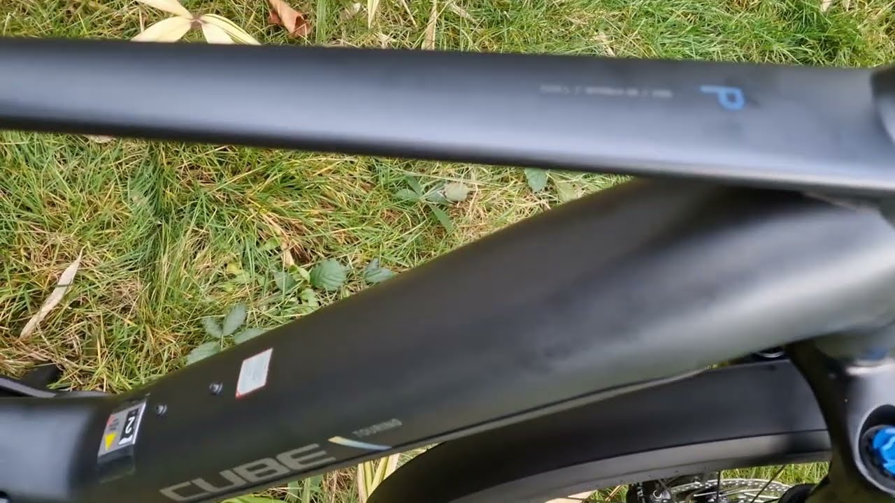 Cube TOURING HYBRID PRO 625 Size L metallicgrey´n´chrome Modell 2025