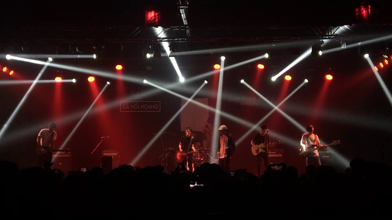 Cá Hồi Hoang x DatManiac - Mấy Con Mèo Thay Da Trên Con Đò (GAP Tour 2017 - Saigon)