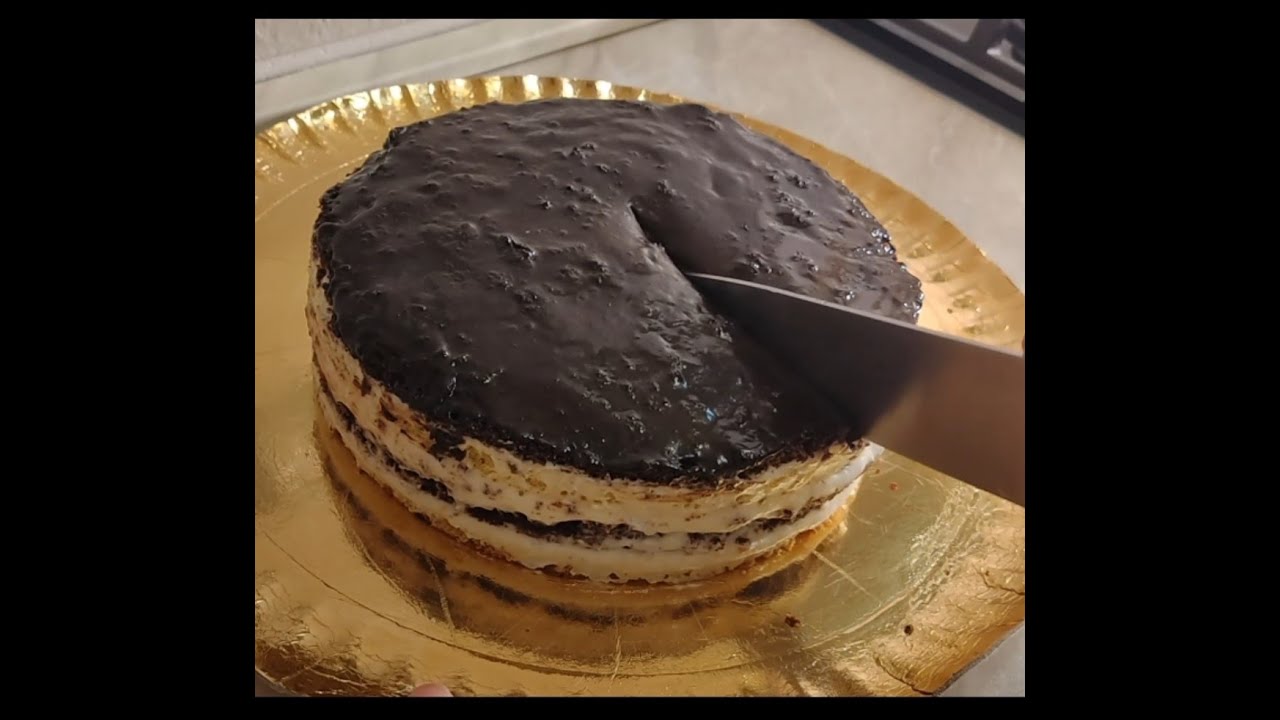 Deliziosa Torta con una soffice crema di semolino