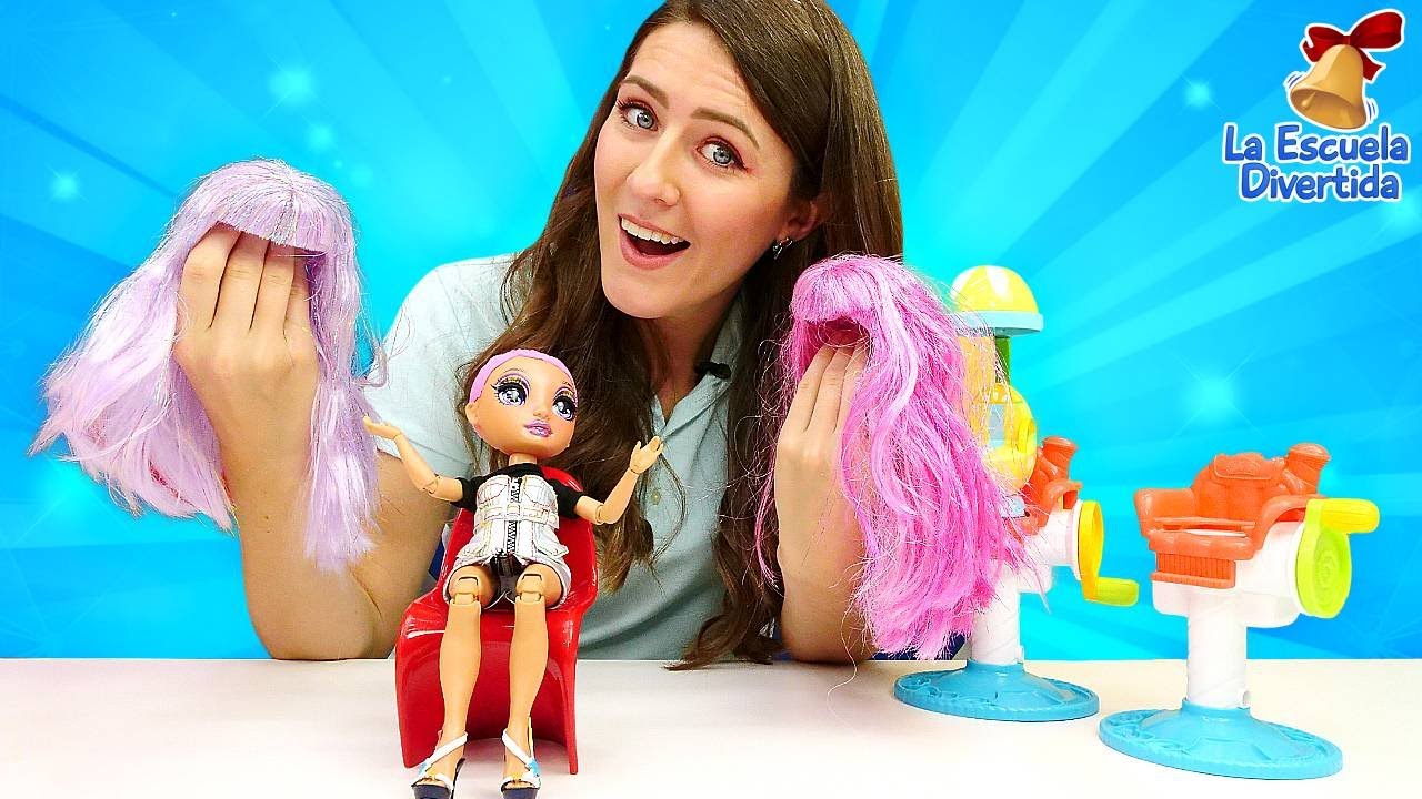 La peluquería de muñecas. La Escuela Divertida. Salón de belleza para niños