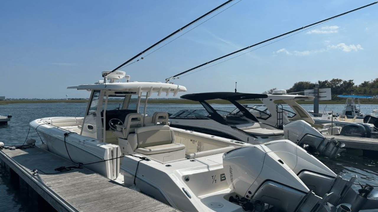 This Just In! 2022 Boston Whaler 330 Outrage Boat For Sale at MarineMax Wrightsville Beach, NC