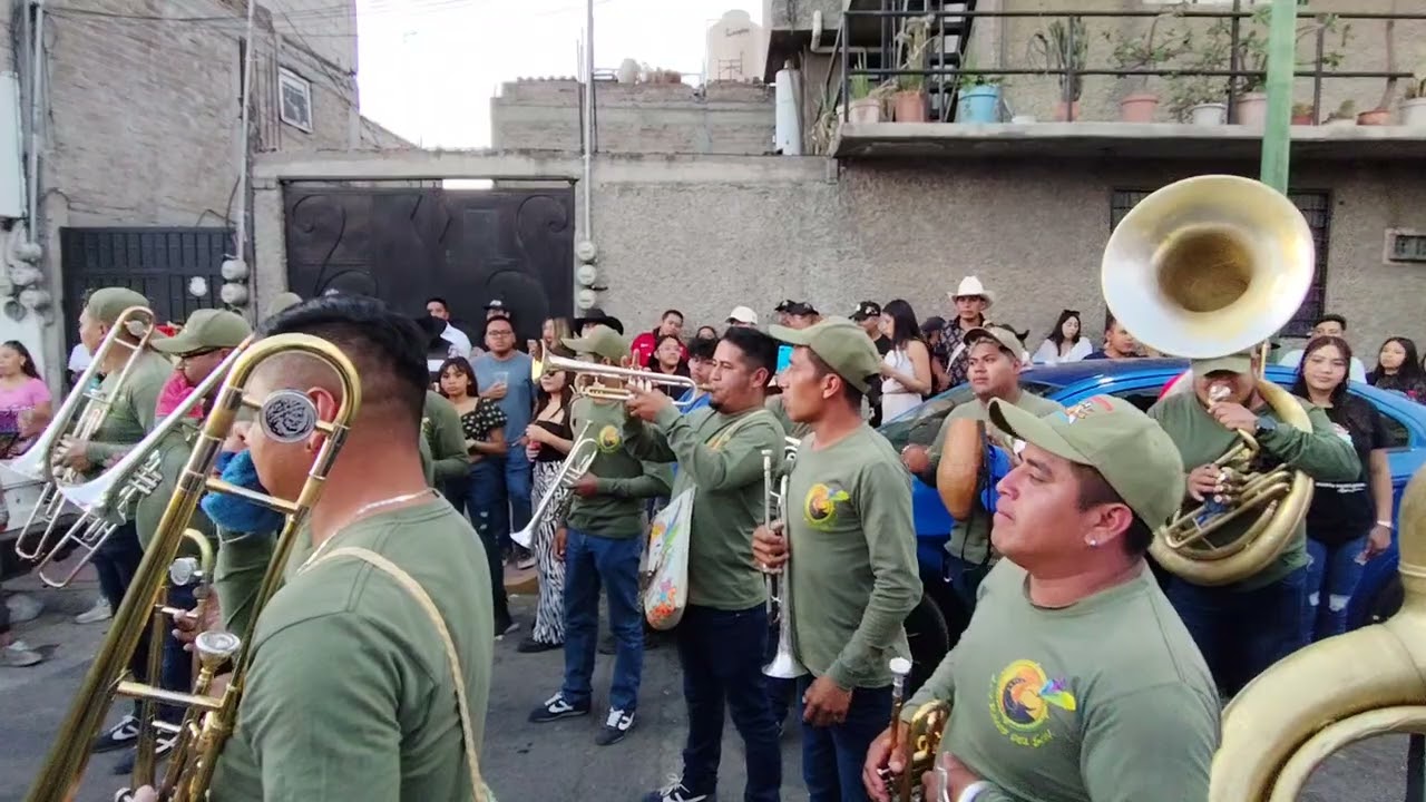 LA BLUSA AZUL Y HAGAMOS UN TRATÓ-LA DESTRUCTIVA BANDA TROMBA SINALOENSE EN LOS REYES LA PAZ 2025