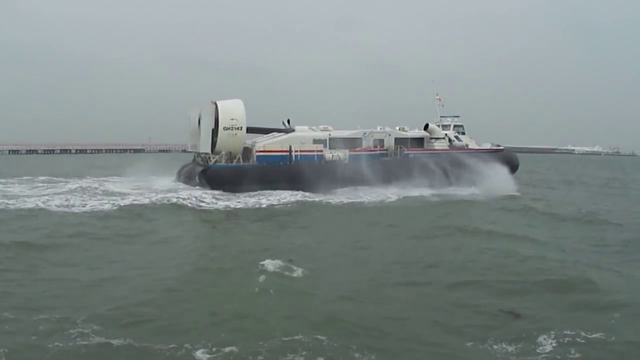 Hovertravel Hovercraft. BHT 130 Solent Express departing from Ryde