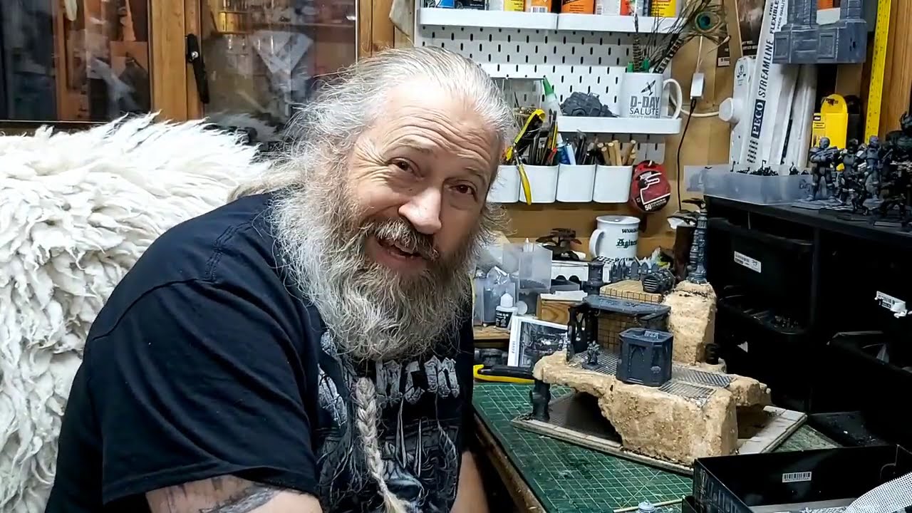 Necromunda Scenery Build - The Doc's Surgery & Slop Shop (Part Two)