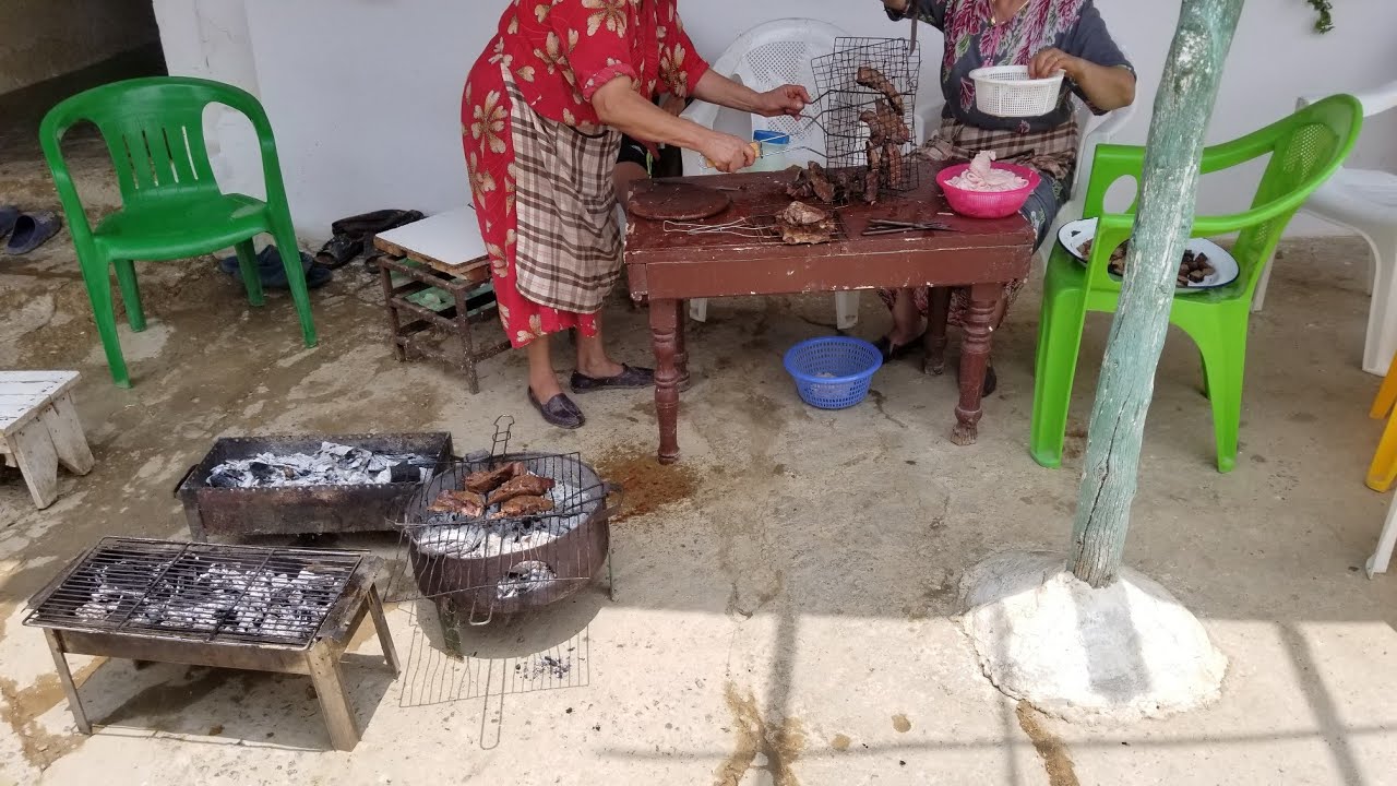 parte 2 اجواء يوم العيد مع العائلة ...😋😋😊