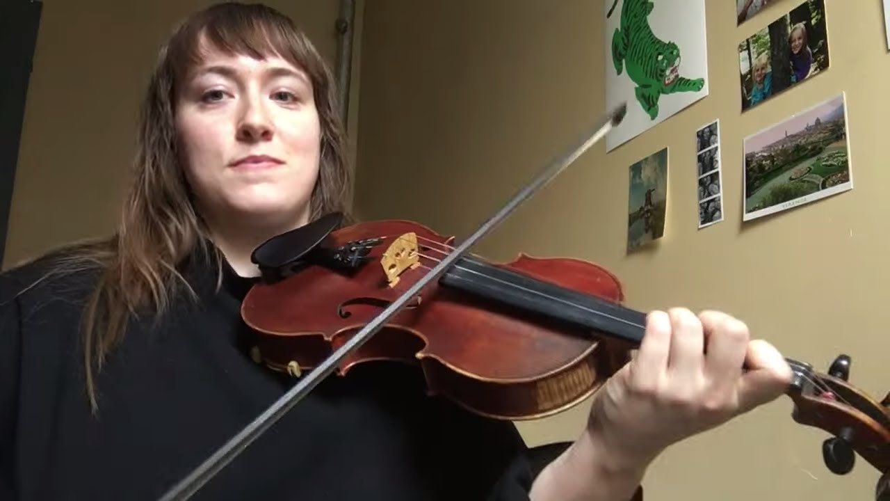 Tunes At Home: Isa Burke plays Old Beech Leaves