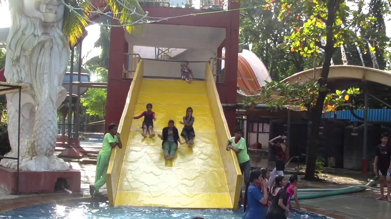 Picnic - Som-Lalit School