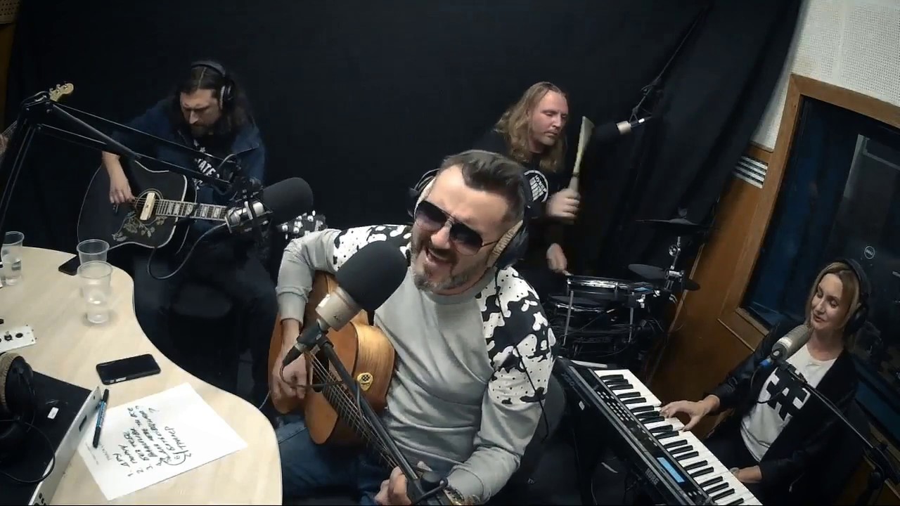 Нумер 482 — Коли Вона Поруч (Live Акустика @ «Тут і Зараз»)