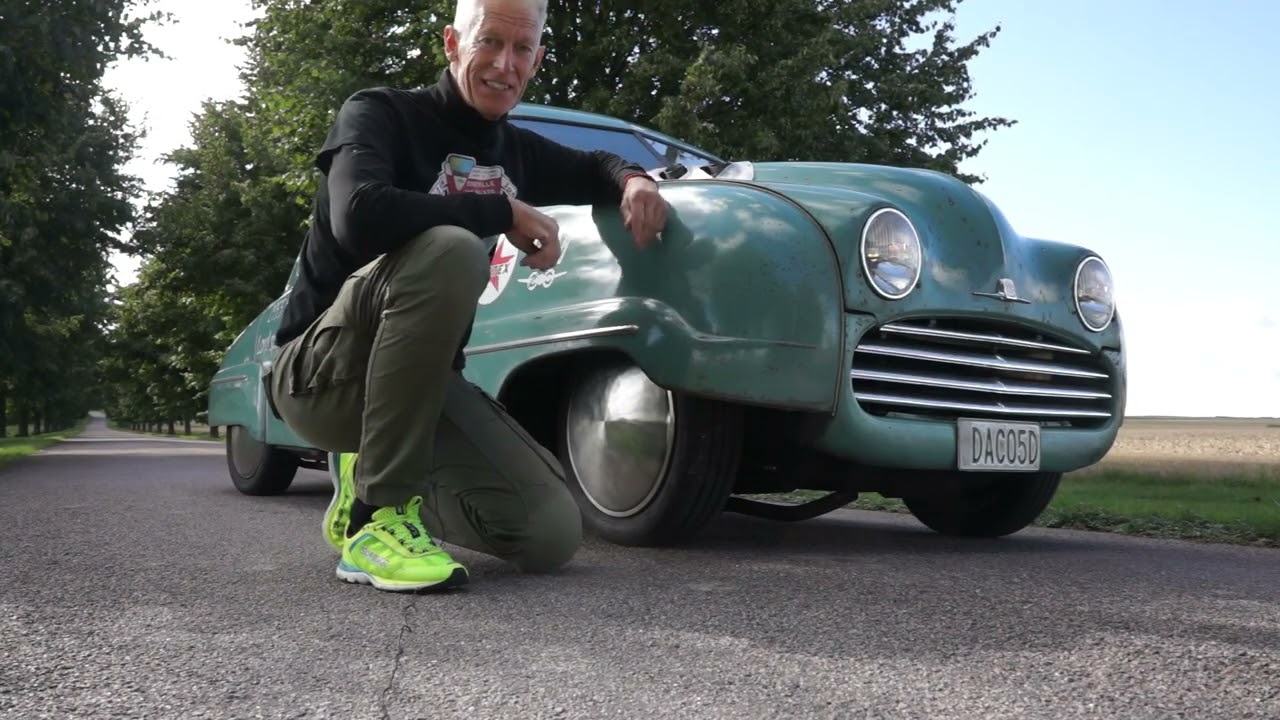 Bonneville Saaben med pipa