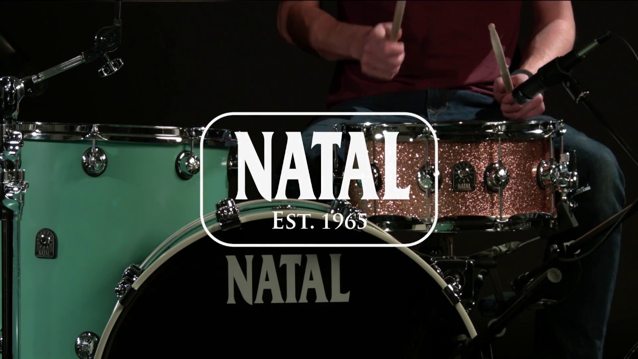Natal Caf&eacute; Racer Snare Drum, Champagne Sparkle | Gear4music demo
